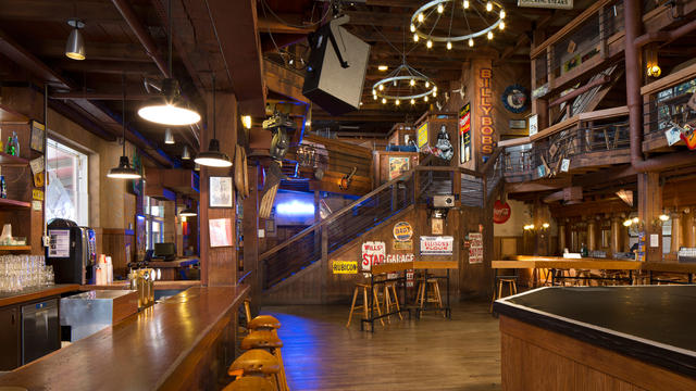 Billy Bob’s Country Western Saloon